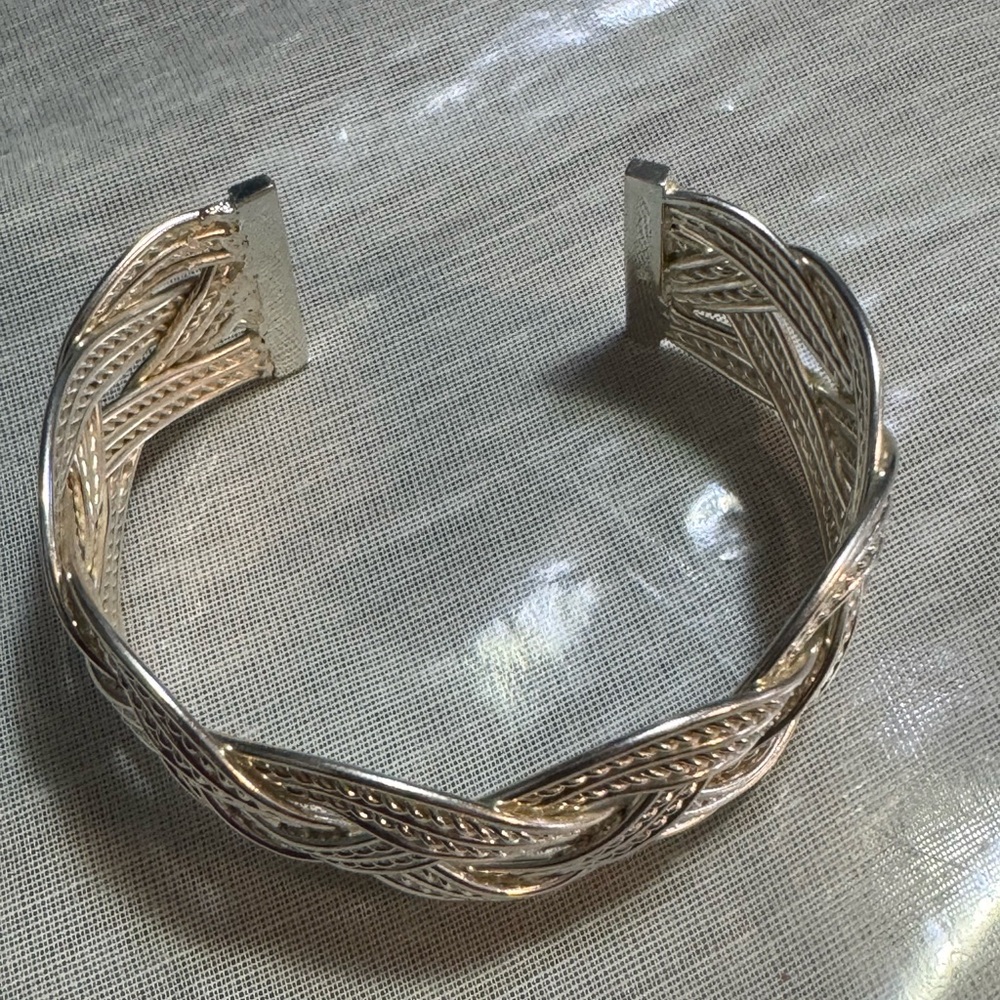 925 Elegant Silver Braided Bracelet - Picture 4 of 5